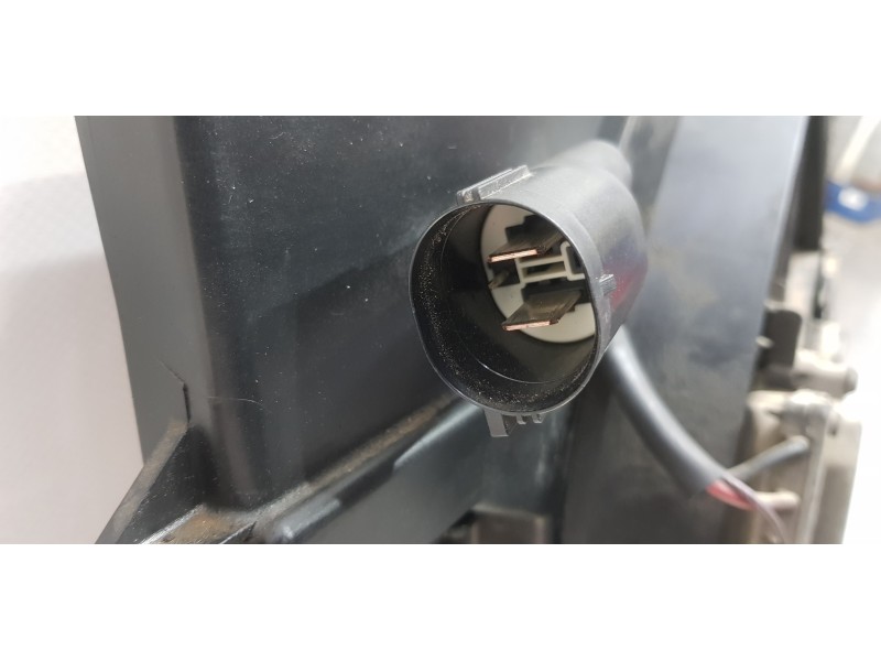 Recambio de electroventilador para volvo v50 familiar 2.4 kinetic referencia OEM IAM 31261988 3M518C607GB  Recambio de electroventilador para volvo v50 familiar 2.4 kinetic referencia OEM IAM 31261988 3M518C607GB