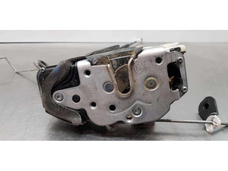 Recambio de cerradura puerta delantera izquierda para chevrolet trax lt 4x4 referencia OEM IAM 13579522   Recambio de cerradura puerta delantera izquierda para chevrolet trax lt 4x4 referencia OEM IAM 13579522