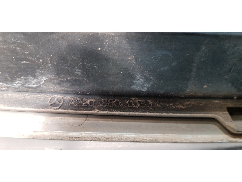 Recambio de rejilla delantera para mercedes clase s (w220) berlina 500 (220.075) referencia OEM IAM A2208800383  