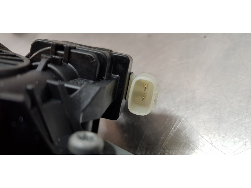 Recambio de elevalunas delantero derecho para suzuki sx4 glx referencia OEM IAM 8340161M11 8343061M00 