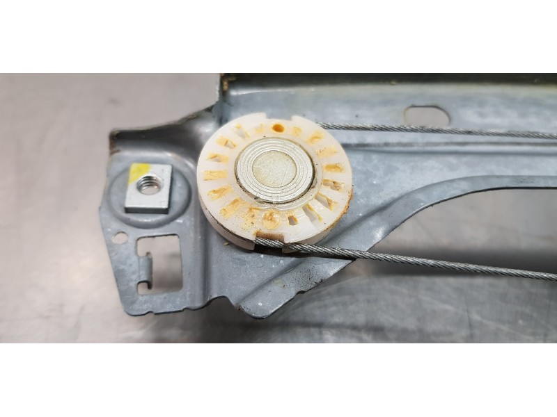 Recambio de elevalunas delantero derecho para suzuki sx4 glx referencia OEM IAM 8340161M11 8343061M00 