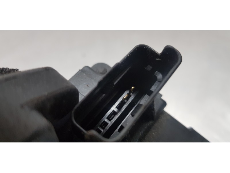 Recambio de cerradura puerta trasera derecha para infiniti fx fx45 referencia OEM IAM 82500CG060  