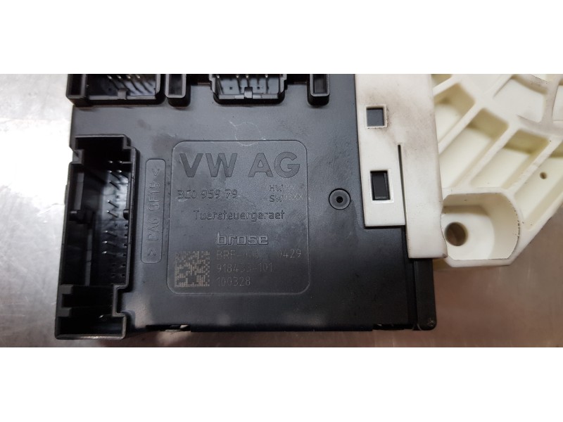 Recambio de motor elevalunas delantero derecho para seat leon (1p1) reference referencia OEM IAM 1T0959702AB  