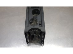 Recambio de apoyabrazos central para chevrolet captiva 2.2 vcdi lt 2wd referencia OEM IAM 95319046   2