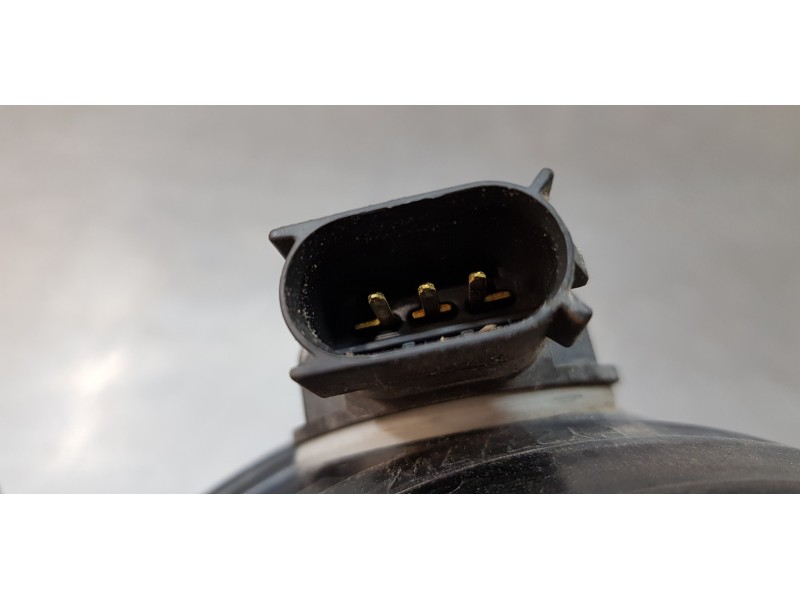 Recambio de piloto trasero derecho interior para dodge journey se referencia OEM IAM 04806368AB   Recambio de piloto trasero derecho interior para dodge journey se referencia OEM IAM 04806368AB