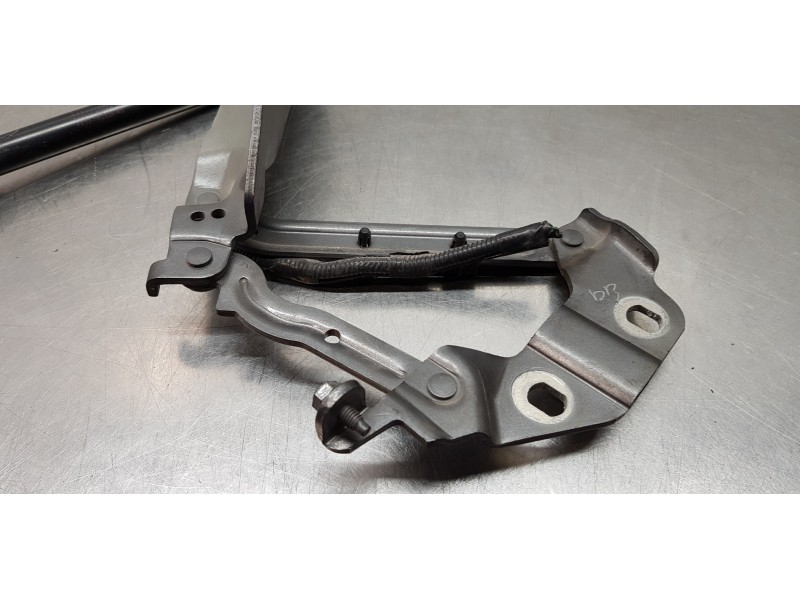 Recambio de bisagra capot para land rover discovery sport pure referencia OEM IAM LR075405 FK7216800AE 