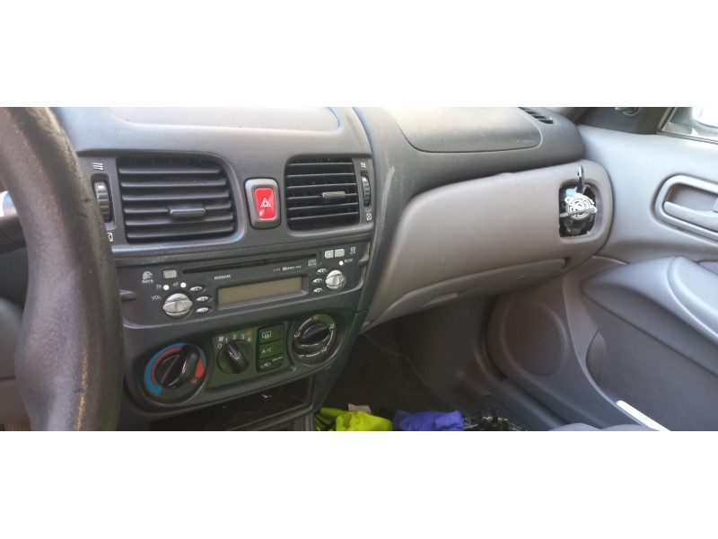 nissan almera (n16/e) del año 2003 nissan almera (n16/e) del año 2003