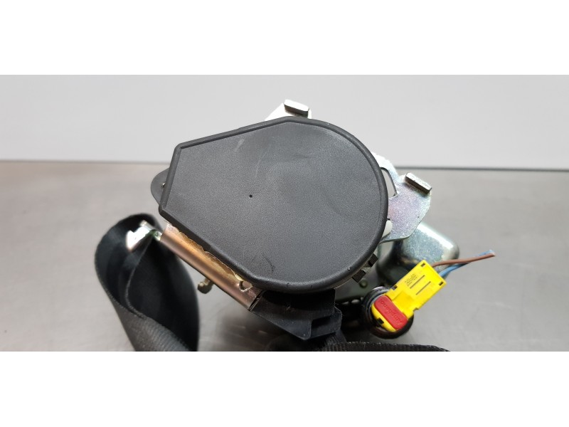 Recambio de cinturon seguridad trasero izquierdo para renault laguna coupe base referencia OEM IAM 888400012R   Recambio de cinturon seguridad trasero izquierdo para renault laguna coupe base referencia OEM IAM 888400012R