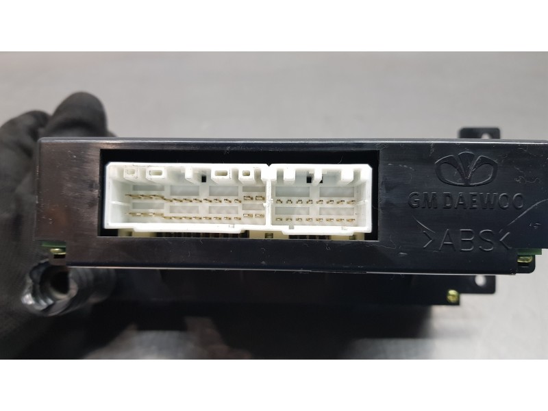 Recambio de mando calefaccion / aire acondicionado para chevrolet captiva 2.2 vcdi lt 2wd referencia OEM IAM 20992735   Recambio de mando calefaccion / aire acondicionado para chevrolet captiva 2.2 vcdi lt 2wd referencia OEM IAM 20992735