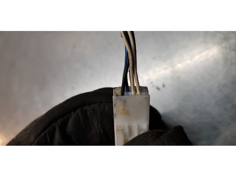 Recambio de retrovisor derecho para dacia duster ambiance 4x4 referencia OEM IAM 963018796R   Recambio de retrovisor derecho para dacia duster ambiance 4x4 referencia OEM IAM 963018796R