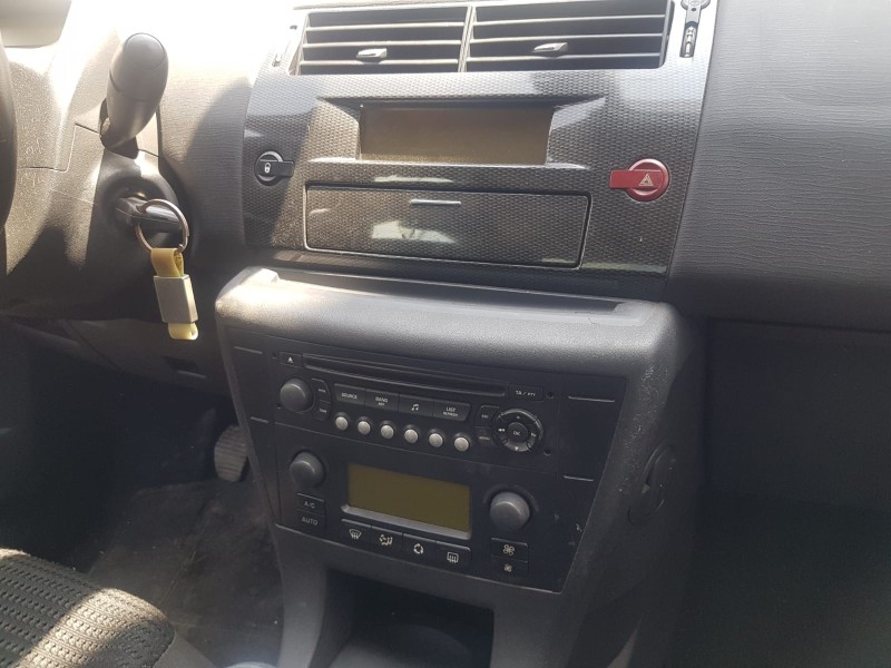 citroen c4 berlina del año 2005 citroen c4 berlina del año 2005