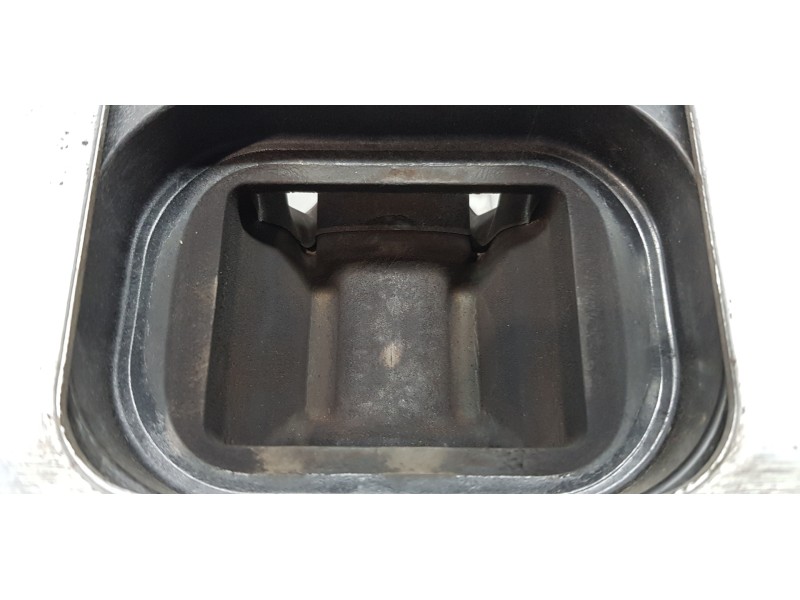 Recambio de soporte motor izquierdo para hyundai tucson hybrid referencia OEM IAM 21830N9560 21824N9500 