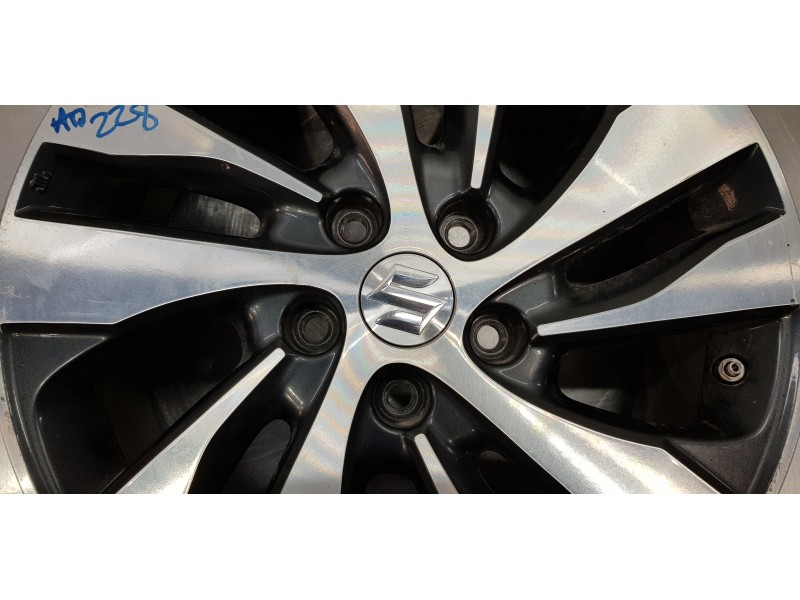 Recambio de llanta para suzuki sx4 glx referencia OEM IAM 4321064R70 4321064R80 