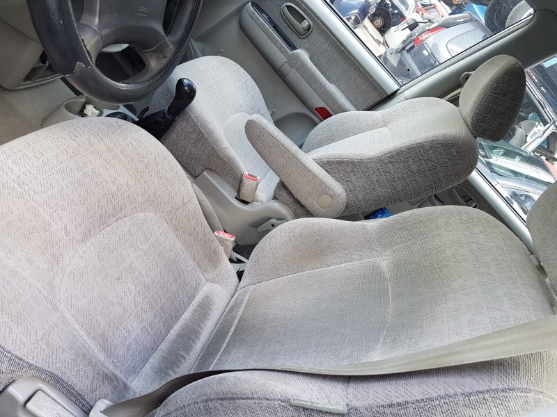 hyundai trajet (fo) del año 2005