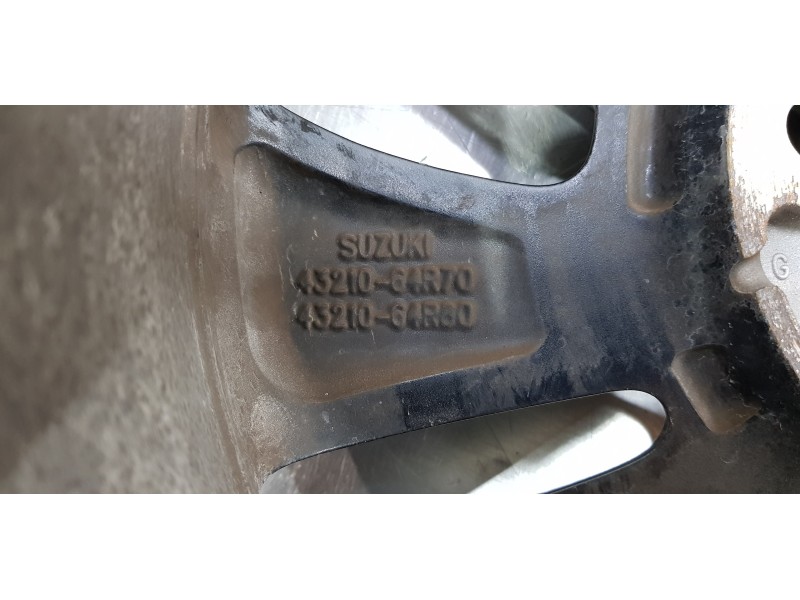 Recambio de llanta para suzuki sx4 glx referencia OEM IAM 4321064R70 4321064R80 
