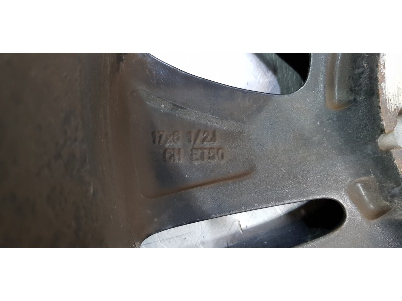 Recambio de llanta para suzuki sx4 glx referencia OEM IAM 4321064R70 4321064R80 