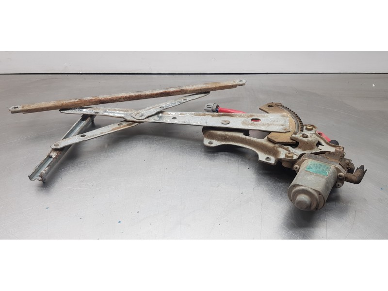 Recambio de elevalunas trasero izquierdo para infiniti fx fx45 referencia OEM IAM 82721CG000  