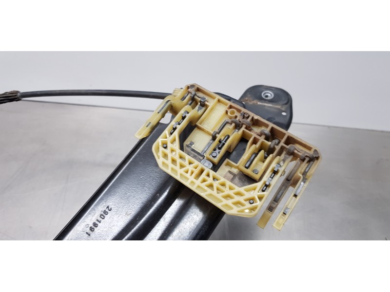 Recambio de elevalunas delantero derecho para bmw serie 5 lim. (f10) 520d referencia OEM IAM 51337182132   Recambio de elevalunas delantero derecho para bmw serie 5 lim. (f10) 520d referencia OEM IAM 51337182132