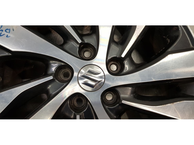 Recambio de llanta para suzuki sx4 glx referencia OEM IAM 4321064R70  