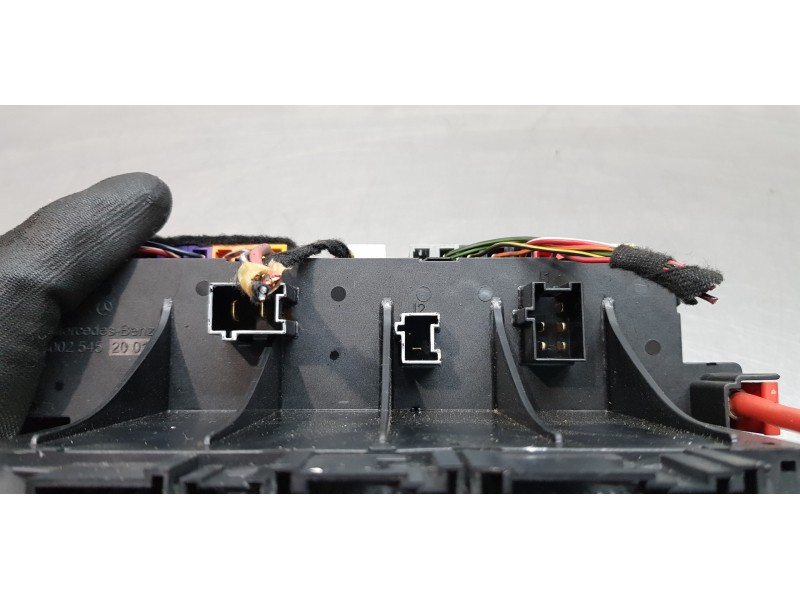 Recambio de caja reles / fusibles para mercedes clase s (w220) berlina 430 (220.070) referencia OEM IAM A0285459832   Recambio de caja reles / fusibles para mercedes clase s (w220) berlina 430 (220.070) referencia OEM IAM A0285459832