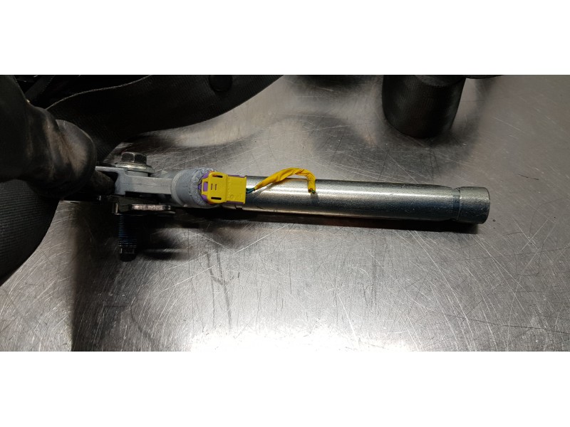 Recambio de kit airbag para hyundai tucson style 4wd referencia OEM IAM 84710D7000TRY  