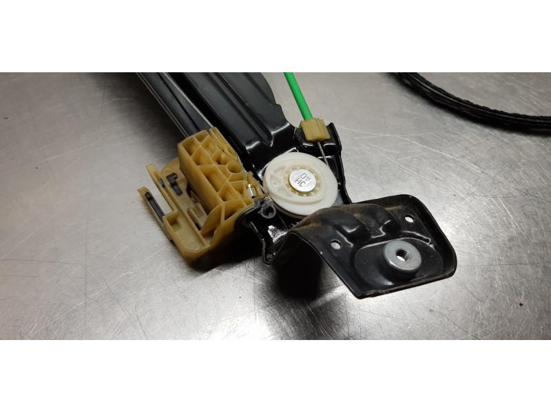 Recambio de elevalunas delantero derecho para bmw serie 5 lim. (f10) 520d referencia OEM IAM 51337182132   Recambio de elevalunas delantero derecho para bmw serie 5 lim. (f10) 520d referencia OEM IAM 51337182132