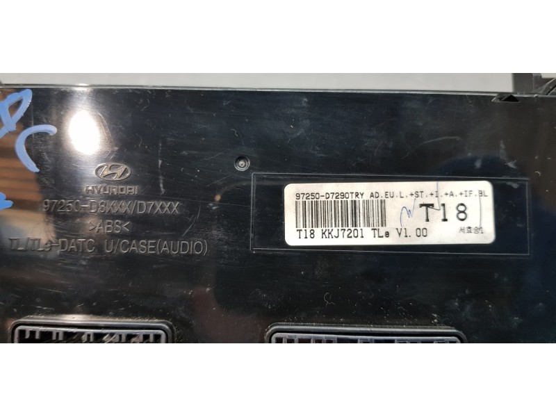 Recambio de mando climatizador para hyundai tucson style 4wd referencia OEM IAM 97250D7290TRY  