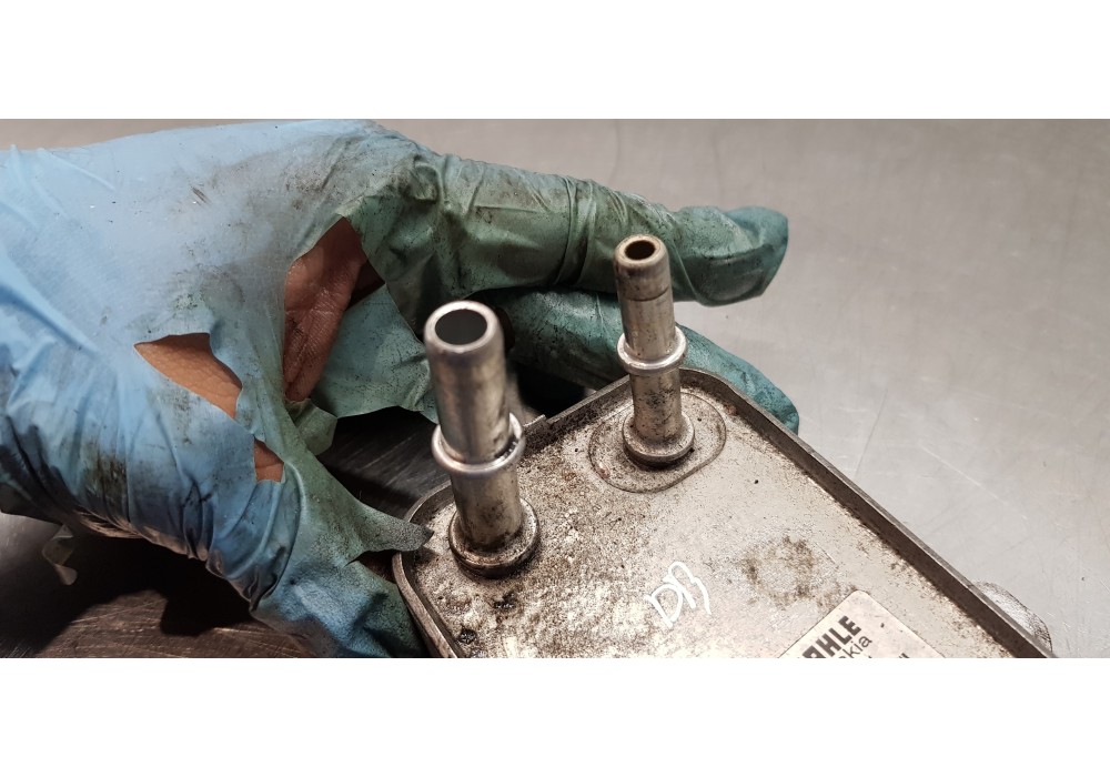 Recambio de enfriador aceite motor para land rover discovery sport pure referencia OEM IAM LR072174 GJ329N103AA 