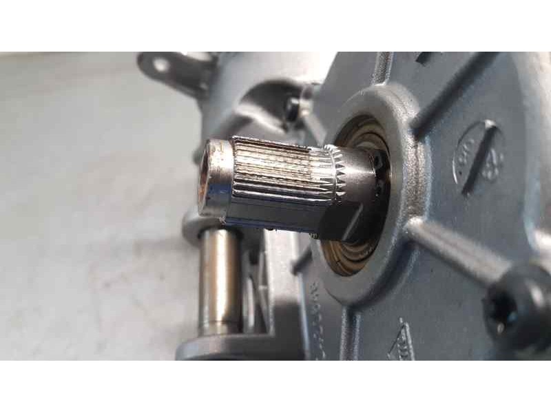 Recambio de columna direccion para ford fiesta (cb1) trend referencia OEM IAM 8V513C529CJ  