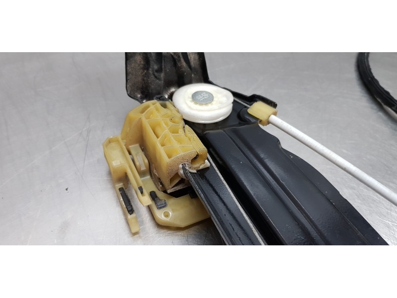 Recambio de elevalunas delantero izquierdo para bmw serie 5 lim. (f10) 520d referencia OEM IAM 51337182131   Recambio de elevalunas delantero izquierdo para bmw serie 5 lim. (f10) 520d referencia OEM IAM 51337182131