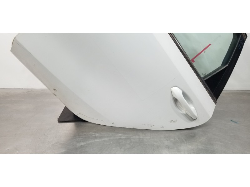 Recambio de puerta trasera izquierda para kia ceed sportswagon tech referencia OEM IAM 77003J7200  