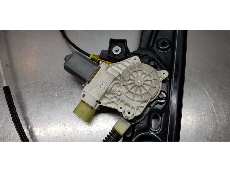 Recambio de elevalunas delantero izquierdo para bmw serie 5 lim. (f10) 520d referencia OEM IAM 51337182131   Recambio de elevalunas delantero izquierdo para bmw serie 5 lim. (f10) 520d referencia OEM IAM 51337182131