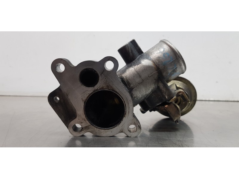 Recambio de caja mariposa para toyota yaris (ncp1/nlp1/scp1) 1.4 d-4d expo referencia OEM IAM 2610033010  