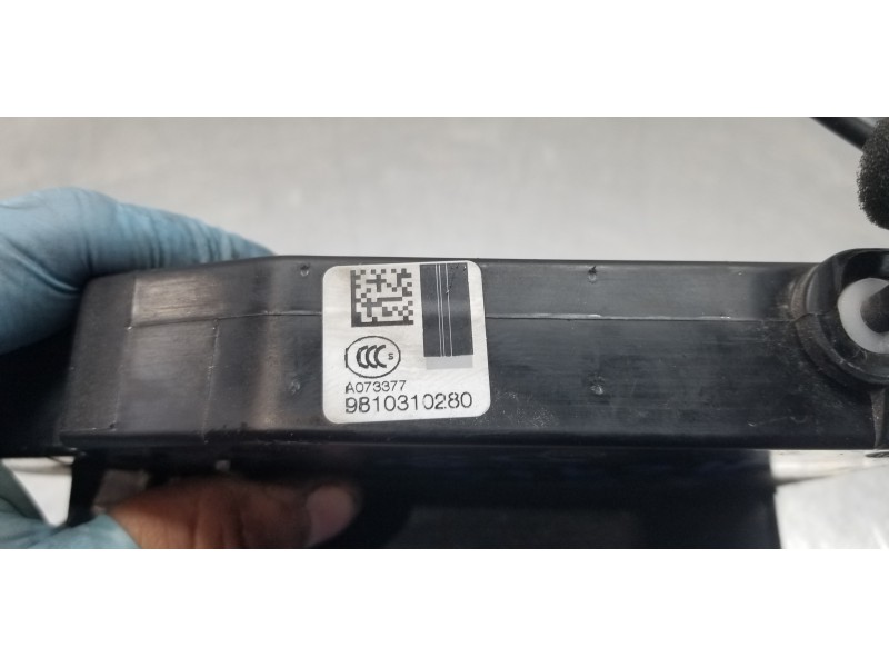 Recambio de cerradura puerta delantera derecha para citroen c4 grand picasso live referencia OEM IAM 9810310280   Recambio de cerradura puerta delantera derecha para citroen c4 grand picasso live referencia OEM IAM 9810310280