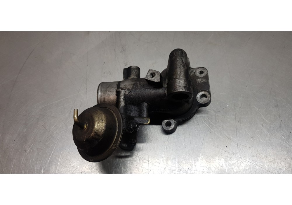 Recambio de caja mariposa para toyota yaris (ncp1/nlp1/scp1) 1.4 d-4d expo referencia OEM IAM 2610033010  