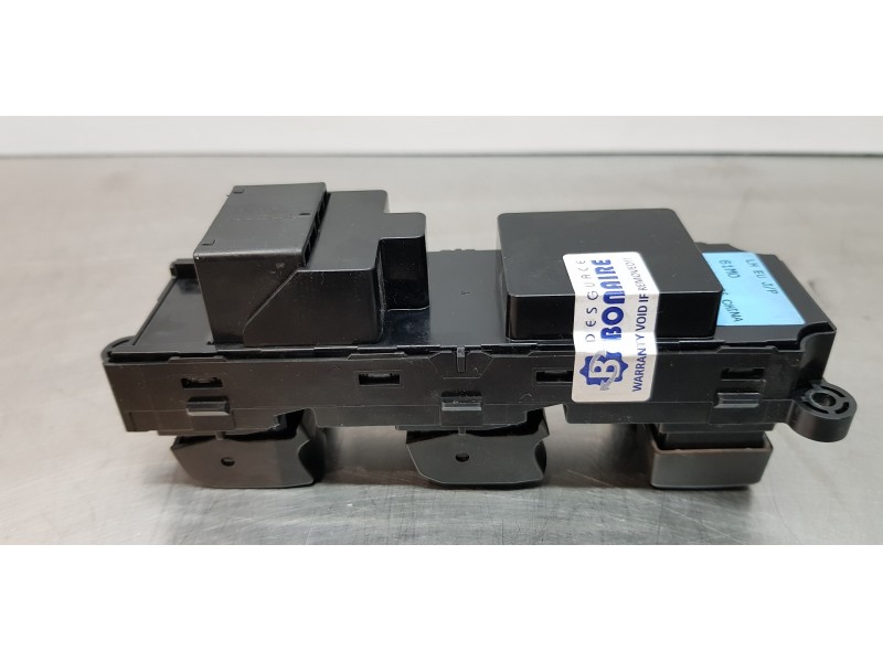 Recambio de mando elevalunas delantero izquierdo para suzuki sx4 glx referencia OEM IAM 3799061M01  