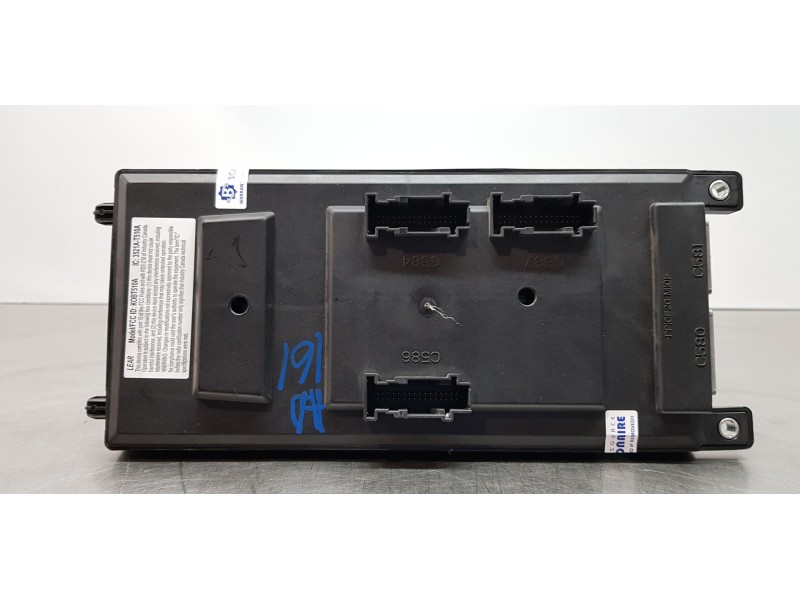 Recambio de caja reles / fusibles para land rover discovery sport pure referencia OEM IAM FK7214F041AC  