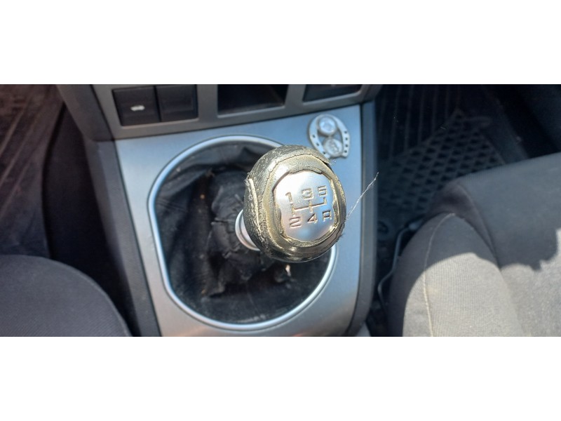 ford mondeo berlina (ge) del año 2001