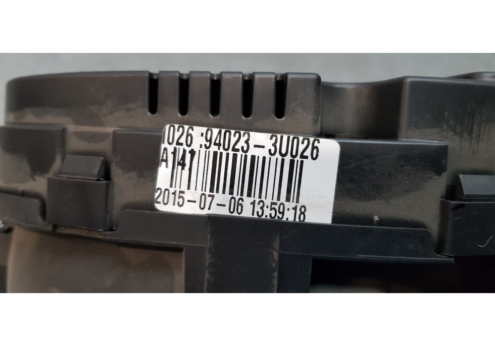 Recambio de cuadro instrumentos para kia sportage emotion 4x2 referencia OEM IAM 940233U026  