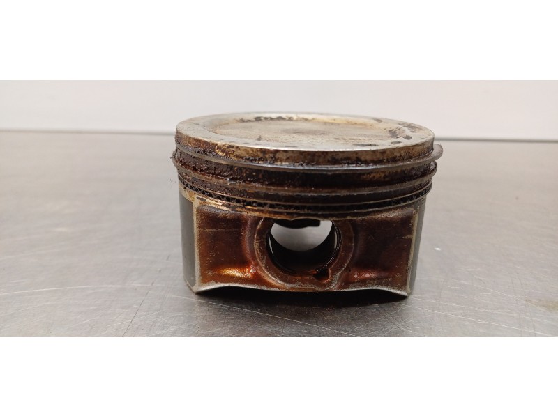 Recambio de piston para ford s-max (ca1) titanium referencia OEM IAM 1371709 6M5G6K100AC1 