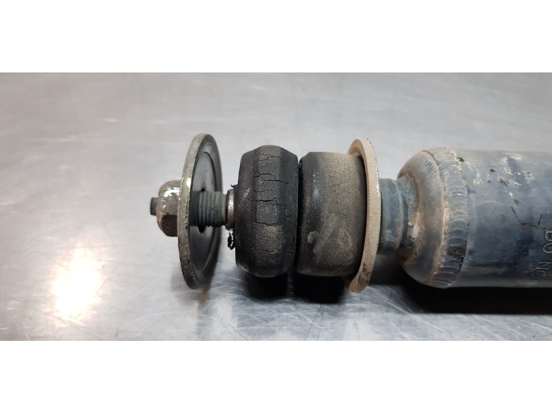 Recambio de amortiguador delantero derecho para nissan patrol gr (y61) comfort referencia OEM IAM 56110VB026   Recambio de amortiguador delantero derecho para nissan patrol gr (y61) comfort referencia OEM IAM 56110VB026