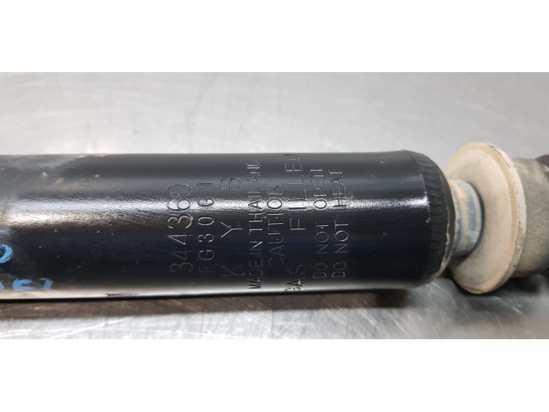 Recambio de amortiguador delantero derecho para nissan patrol gr (y61) comfort referencia OEM IAM 56110VB026   Recambio de amortiguador delantero derecho para nissan patrol gr (y61) comfort referencia OEM IAM 56110VB026