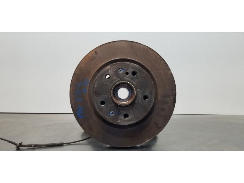 Recambio de mangueta delantera derecha para suzuki sx4 glx referencia OEM IAM 4511161M00  