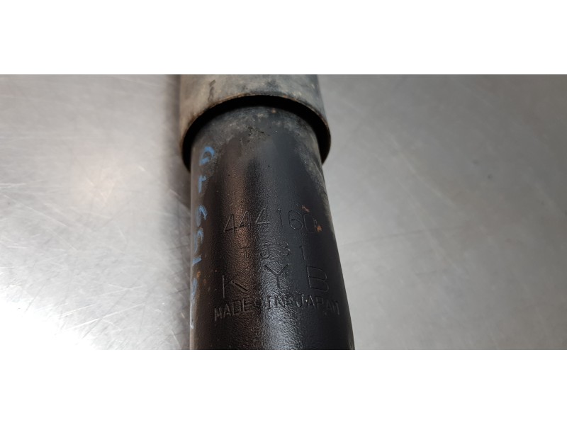 Recambio de amortiguador trasero derecho para nissan patrol gr (y61) comfort referencia OEM IAM 56200VB085   Recambio de amortiguador trasero derecho para nissan patrol gr (y61) comfort referencia OEM IAM 56200VB085