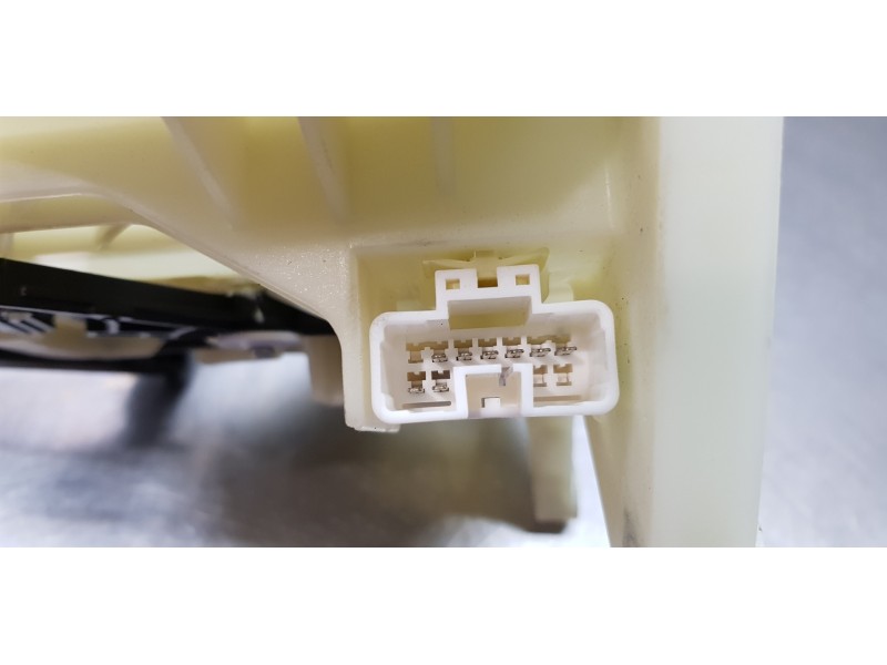 Recambio de palanca cambio para hyundai tucson style 4wd referencia OEM IAM 46700D7050  