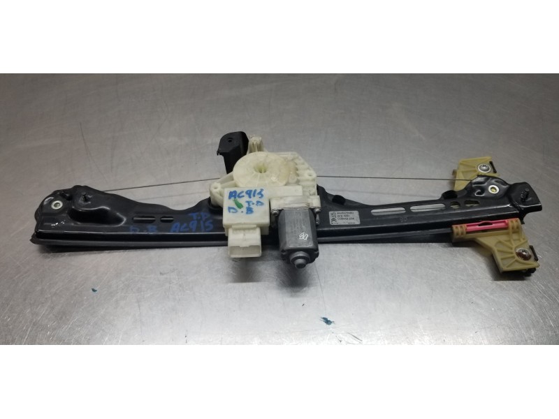 Recambio de elevalunas trasero derecho para citroen c4 grand picasso live referencia OEM IAM 9826076480  