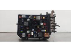 Recambio de caja reles / fusibles para opel astra k lim. 5türig business referencia OEM IAM 15514069  
