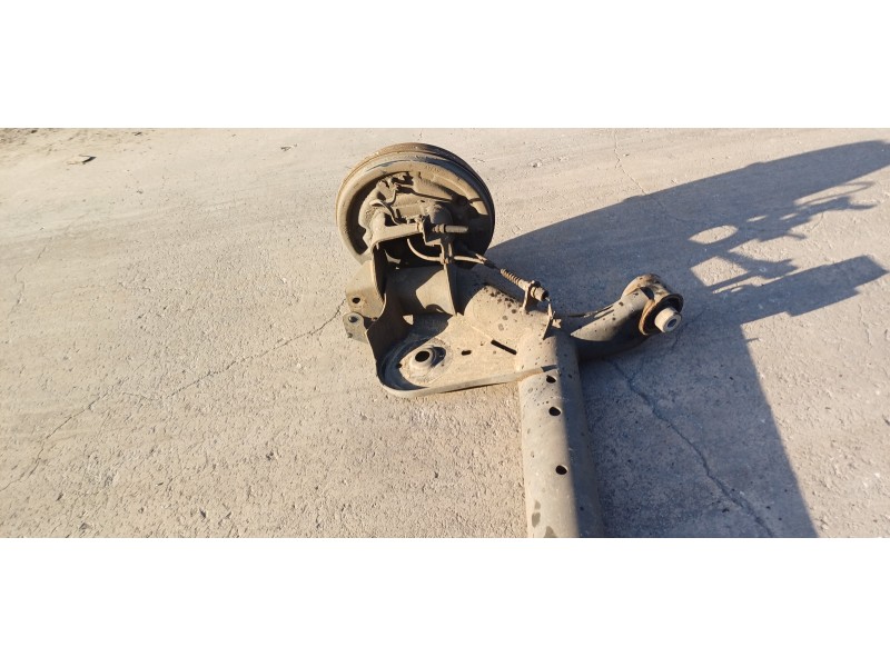 Recambio de puente trasero para ford tourneo connect titanium referencia OEM IAM 2571553 EY165K952AC  Recambio de puente trasero para ford tourneo connect titanium referencia OEM IAM 2571553 EY165K952AC