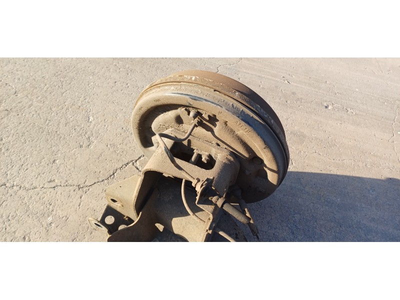 Recambio de puente trasero para ford tourneo connect titanium referencia OEM IAM 2571553 EY165K952AC  Recambio de puente trasero para ford tourneo connect titanium referencia OEM IAM 2571553 EY165K952AC