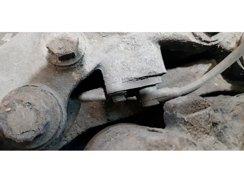 Recambio de mangueta delantera derecha para land rover discovery v6 td hse referencia OEM IAM RUB000224   Recambio de mangueta delantera derecha para land rover discovery v6 td hse referencia OEM IAM RUB000224